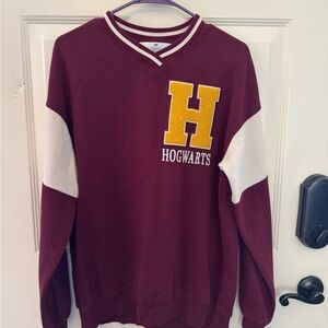H&M Maroon and White Hogwarts Sweatshirt